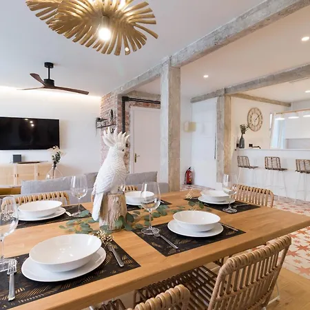 Apartment Amplio Y Moderno Con Tarima Refrescante By Staynnapartments Bilbao