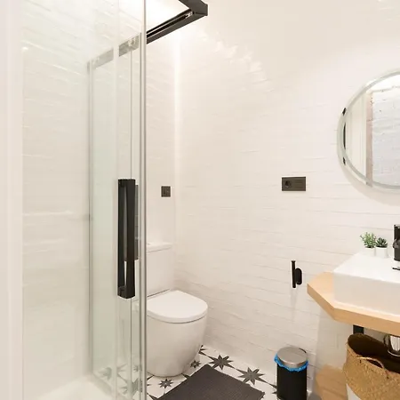 Appartement Amplio Y Moderno Con Tarima Refrescante By Staynnapartments Bilbao