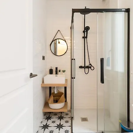 Amplio Y Moderno Con Tarima Refrescante By Staynnapartments Appartement