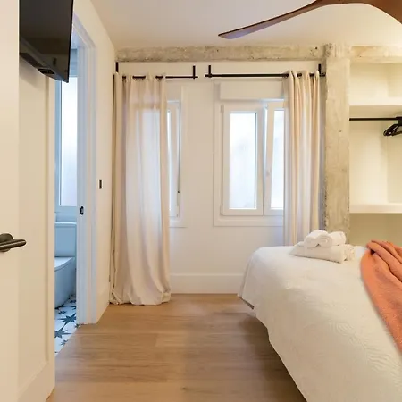 Amplio Y Moderno Con Tarima Refrescante By Staynnapartments Lejlighed Bilbao